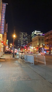nashville, tennessee at night